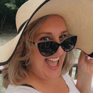 Meet your Posher, Tracy